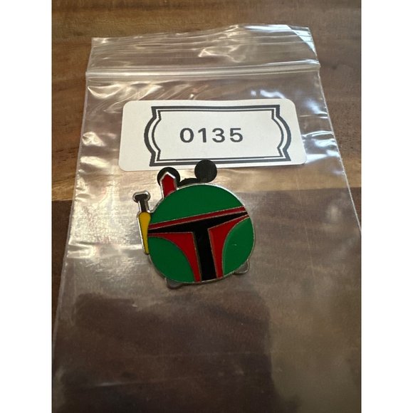 Disney Star Wars Boba Fett Tsum Tsum Pin Mickey Trading Bounty Hunter Authentic - Picture 5 of 5